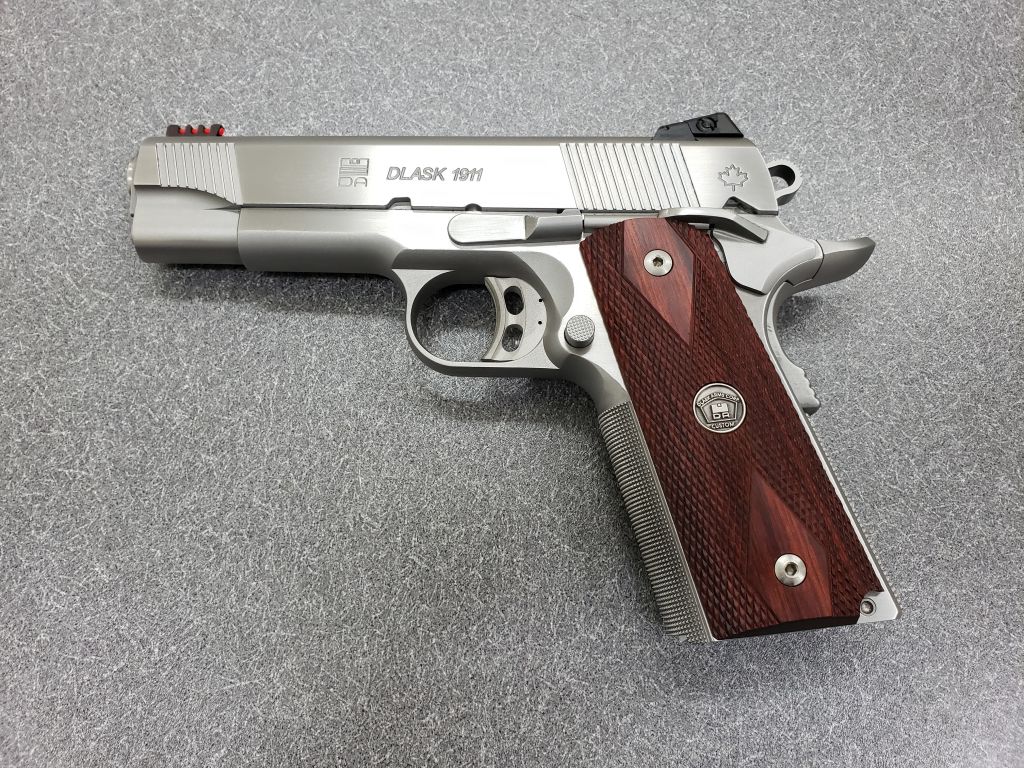 Dlask Arms PISTOLS 1911 Pistol, Commander length, Stainless Steel, 9×19 Luger pistola
