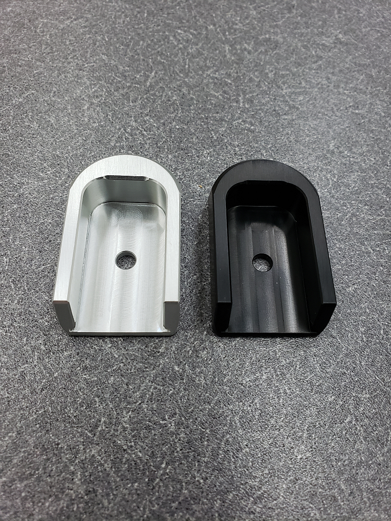 Dlask Arms CZ Custom & Accessories CNC Base Plates for CZ SP-01 18-Rd Magazines, Black or Silver piastre caricatore
