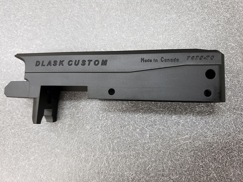 Dlask Arms TUF-22 Receiver, Flat Top ricevitore 7075-T6 nero